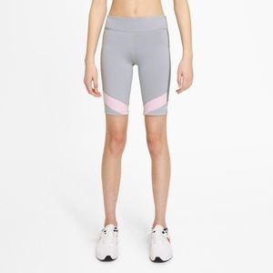 Nike Dri-FIT One Bike Shorts (Big Girls XL)
